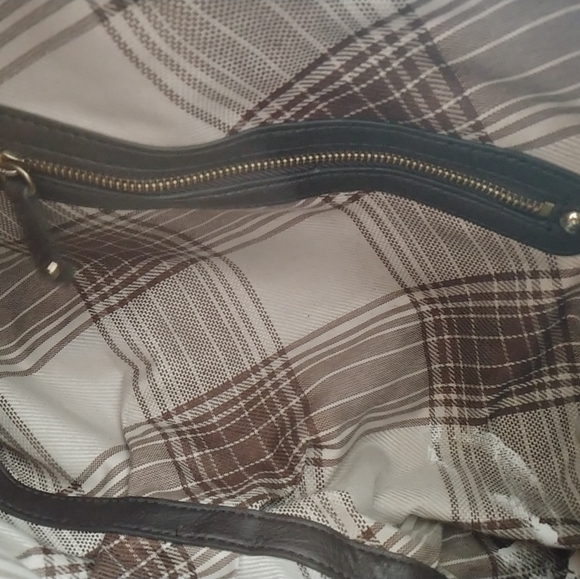 London Fog Weather or Not reversible handbag - Picture 8 of 16